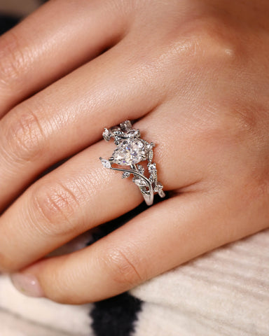 AVENNA Twist Leaf Vine Pear Moissanite Engagement Ring Set
