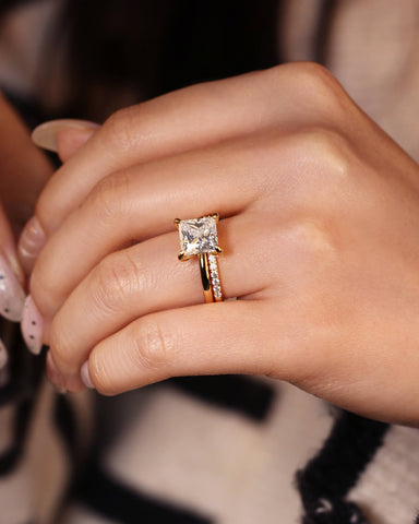 LENI Simple Princess Cut Engagement Eternity Ring Set