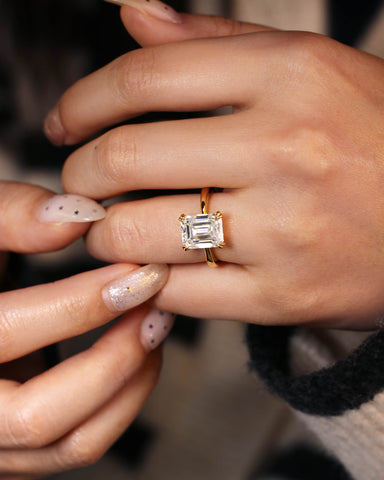 RETTA Double Claws Emerald Cut Engagement Ring