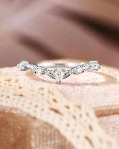 FOLIARA Nature Inspired Leafy Wedding Band Stacking Ring