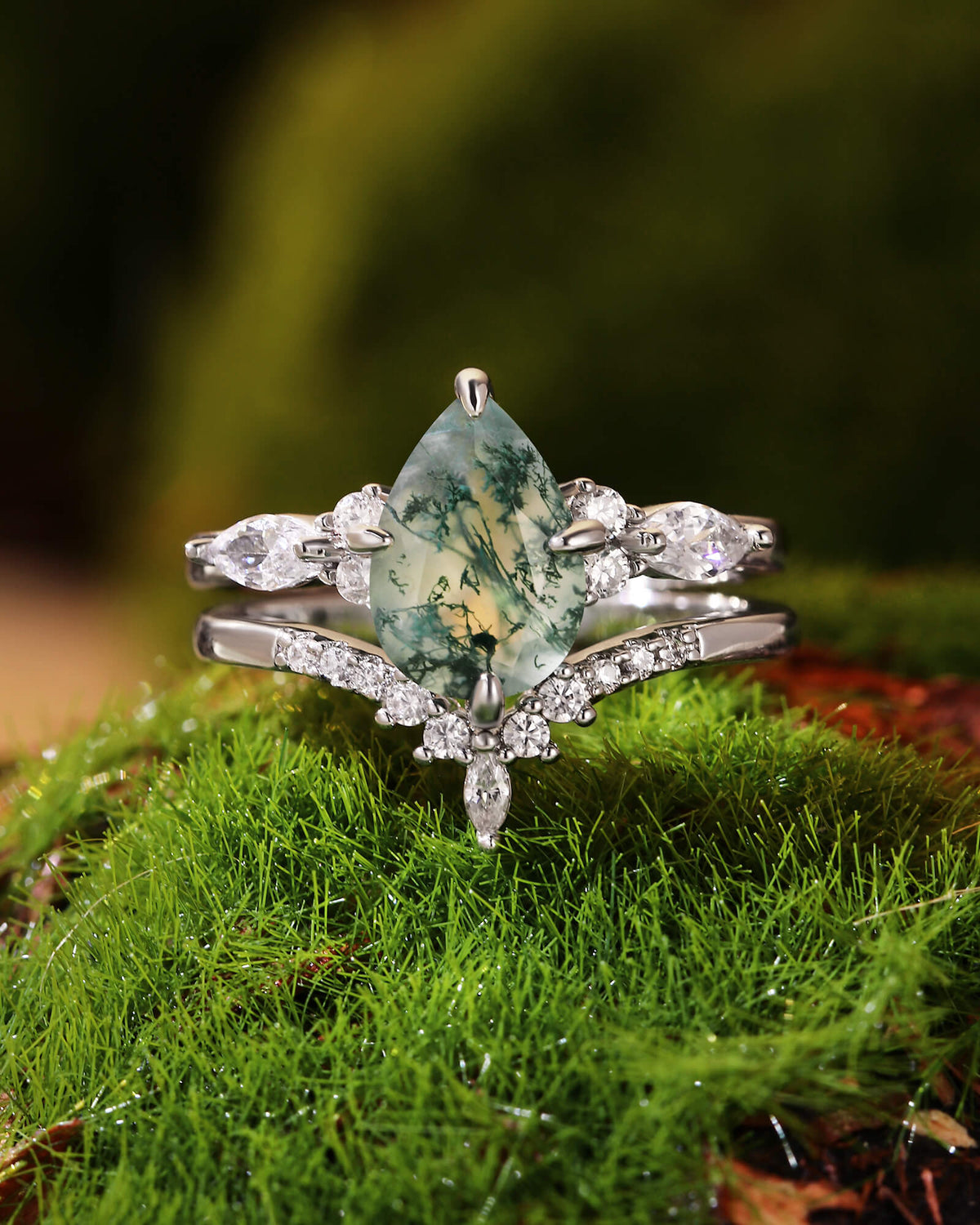 ARBELLA Pear Moss Agate Moissanite Side Stones Wedding Ring Set