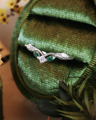 TOVA Moss Agate Curved Band ring