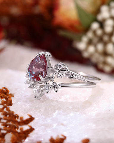 WILLOW Pear Cut Alexandrite Engagement Ring Set Vine Bridal Ring Set