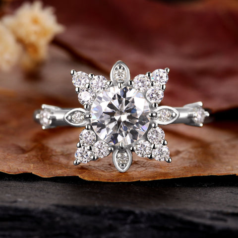 EIRA Round Cluster Unique Engagement Ring