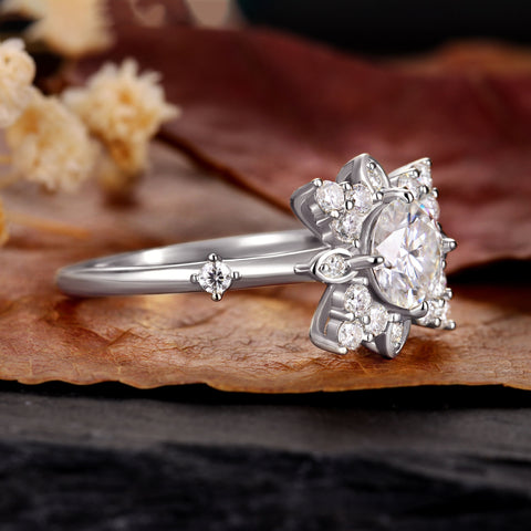 EIRA Round Cluster Unique Engagement Ring