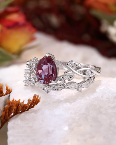 ASHLEY Pear Cut Lab Alexandrite Leafy Engagement Ring Set 2pcs