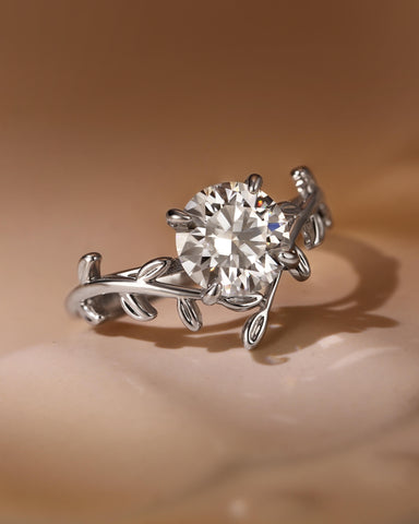 HALI Nature Vibe Round Moissanite Leaf Engagement Ring