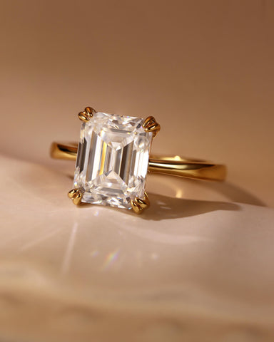 RETTA Double Claws Emerald Cut Engagement Ring