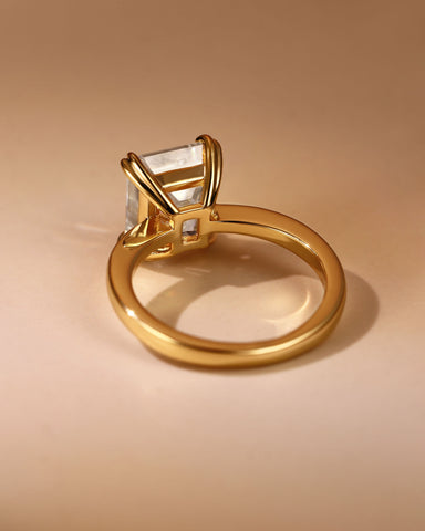 RETTA Double Claws Emerald Cut Engagement Ring
