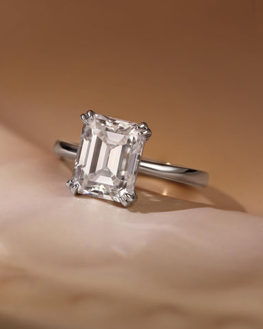 RETTA Double Claws Emerald Cut Engagement Ring