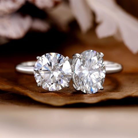 JUNIVE Round & Oval Cut Toi et Moi Unique Engagement Ring