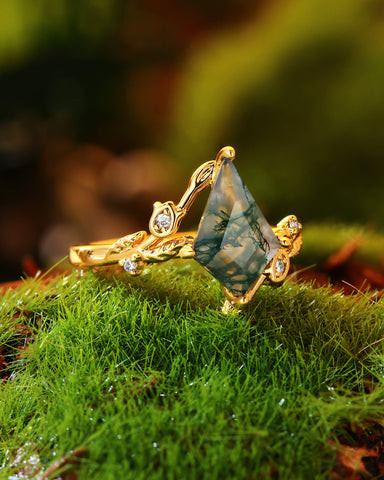 GARDENIA Kite Cut Moss Agate Leafy Vine Flower Engagement Ring