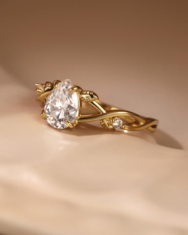 HANA Twist Leaf Vine Pear Cut Engagement Ring