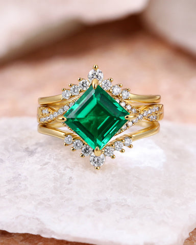 TEVERIA Square Shaped Lab Emerald Engagement Ring Unique Bridal Wedding Set