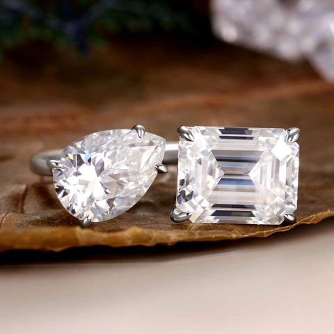 AMARYS Emerald & Pear Cut Moissanite Two Stone Engagement Ring Open Toi et Moi Ring