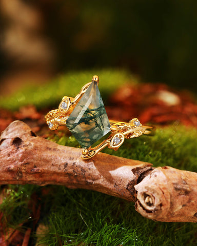 GARDENIA Kite Cut Moss Agate Leafy Vine Flower Engagement Ring