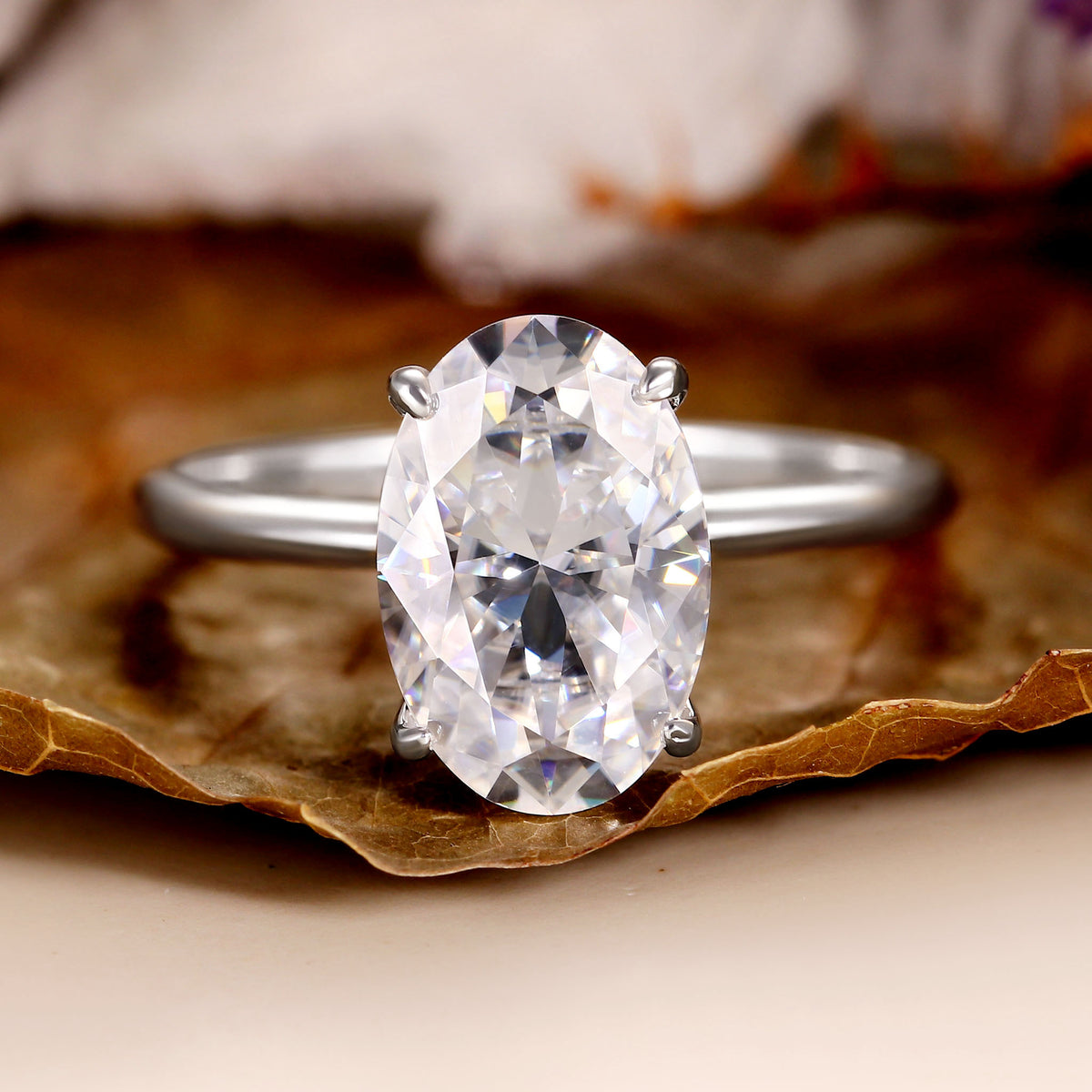 LIORA 4CT Oval 4-Prong Engagement Ring Classic Solitaire Ring