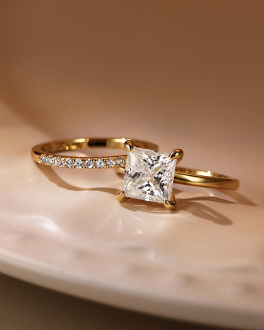 LENI Simple Princess Cut Engagement Eternity Ring Set