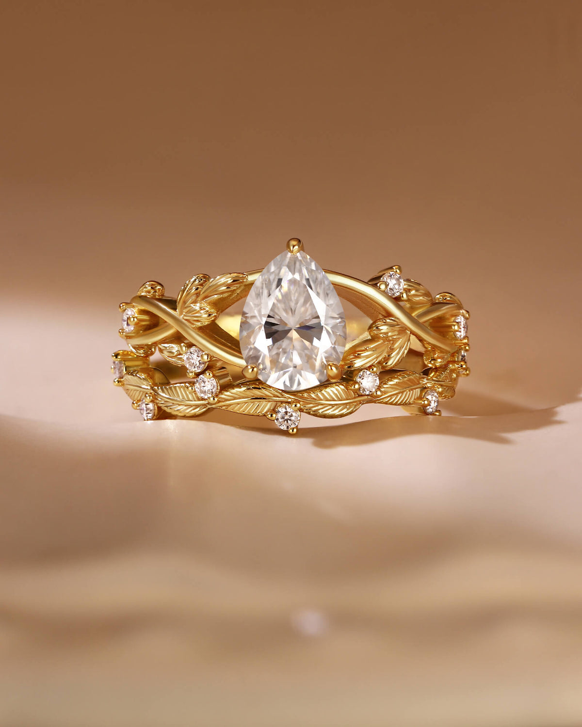 JENNA Pear Cut Moissanite Bridal Ring Set Nature Inspired Leaf Ring