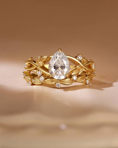 JENNA Pear Cut Moissanite Bridal Ring Set Nature Inspired Leaf Ring