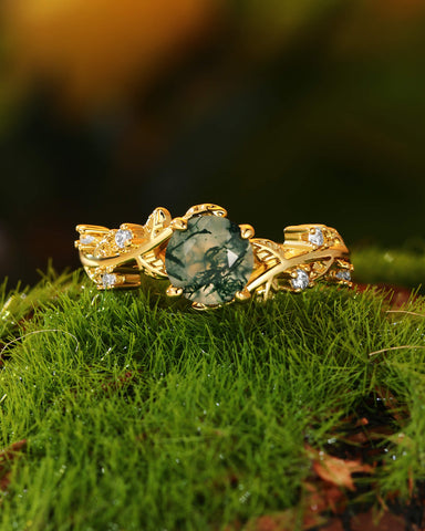 NOREEN Round Cut Moss Agate Vine Fairytale Engagement Ring