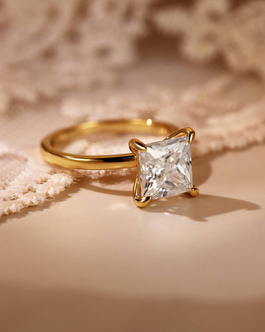 MYRA Princess Cut Solitaire Engagment Ring