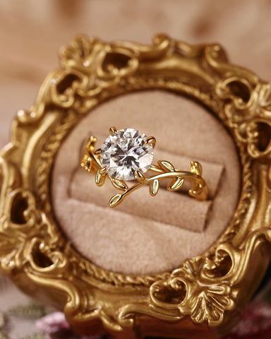 HALI Nature Vibe Round Moissanite Leaf Engagement Ring