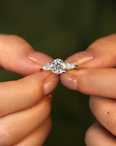 CONNIE Round Cut Moissanite Dainty Engagement Rings