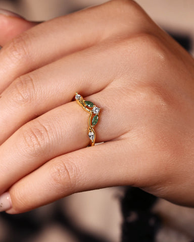 TOVA Moss Agate Curved Band ring