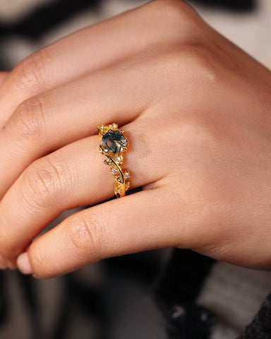 NOREEN Round Cut Moss Agate Vine Fairytale Engagement Ring