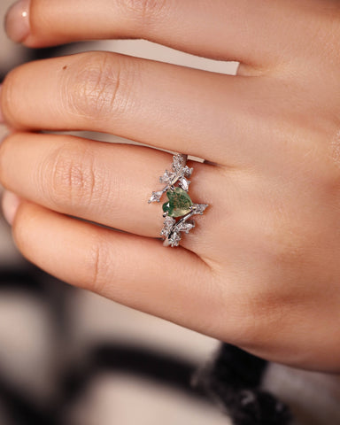 HORTENSE Heart Cut Moss Agate Branch Leafy Inspired Engagement Ring