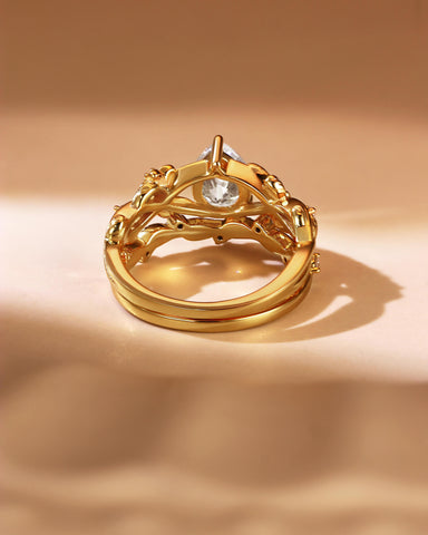 PALOMA Nature Inspired  Pear Cut Moissanite Engagement Ring Set with Leaf Wedding Band