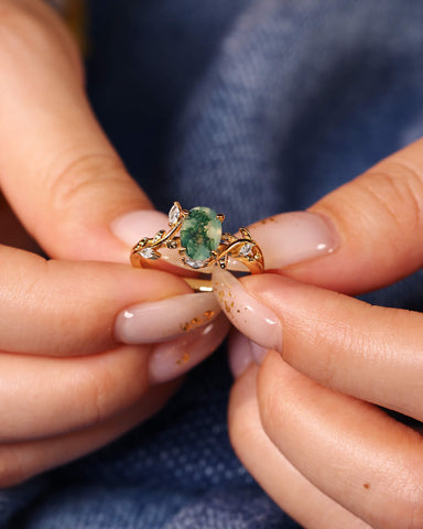 CALLA Vine Leaf Oval Moss Agate Engagement Ring