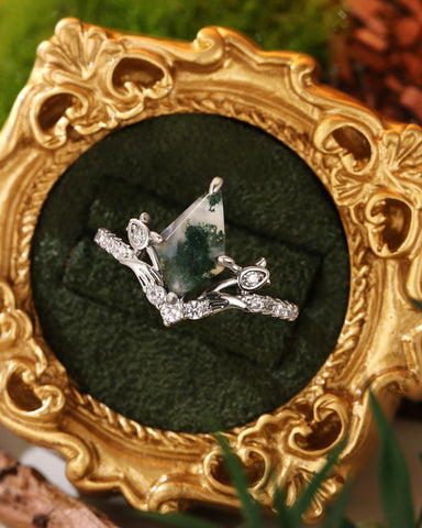 GALADRIEL Unique Kite Cut Moss Agate Flower Fairy Engagement Ring