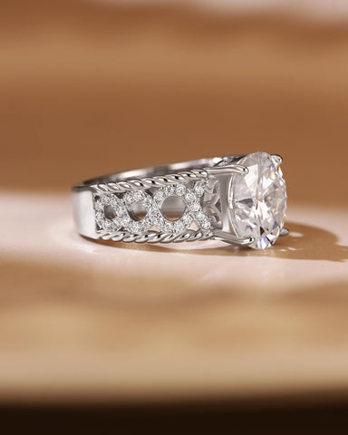 JESSICA Width Band Infinity Oval Moissanite Engagement Ring