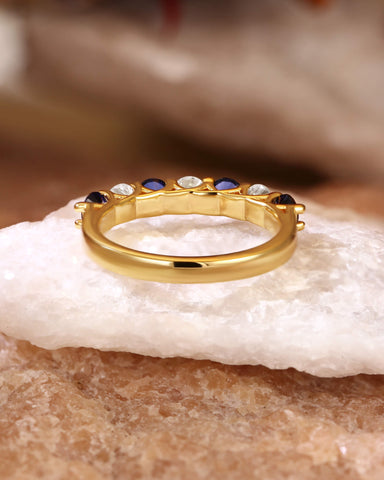 MOLLY Alternating 7-Stone Classic Sapphire and Moissanite Ring