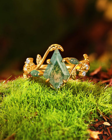 CORALIE Leaf Wrap Kite Cut Moss Agate Engagement Ring