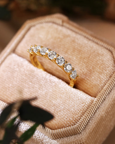 ISLA 7-Stone Moissanite Promise Ring