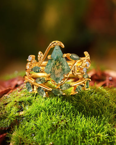 ROWENNA  Leaf Kite Cut Moss Agate Ring Set
