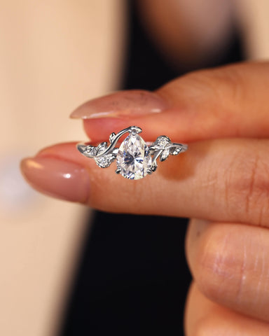 DAISY Pear Cut Moissanite Twig Engagement Ring