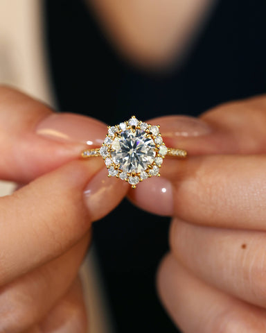 KATHERINE Round Halo Moissanite Engagement Ring