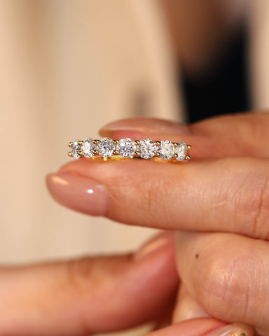 ISLA 7-Stone Moissanite Promise Ring