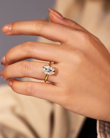 LIORA 4CT Oval 4-Prong Engagement Ring Classic Solitaire Ring