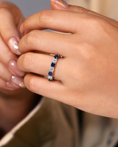 MOLLY Alternating 7-Stone Classic Sapphire and Moissanite Ring