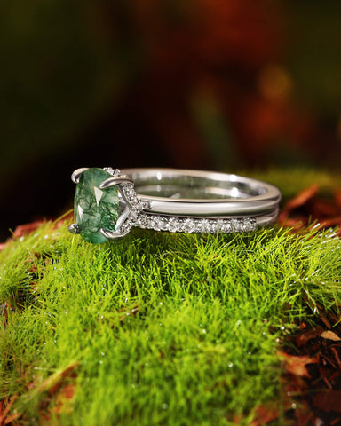 GOLDIE Oval Cut Hidden Halo Moss Agate Ring Set