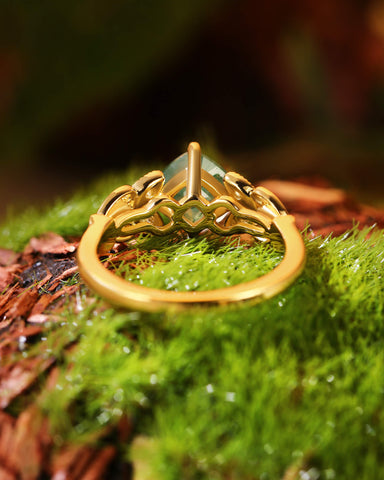 BREEZE Leaf Cushion Shaped Moss Agate Engagement Ring