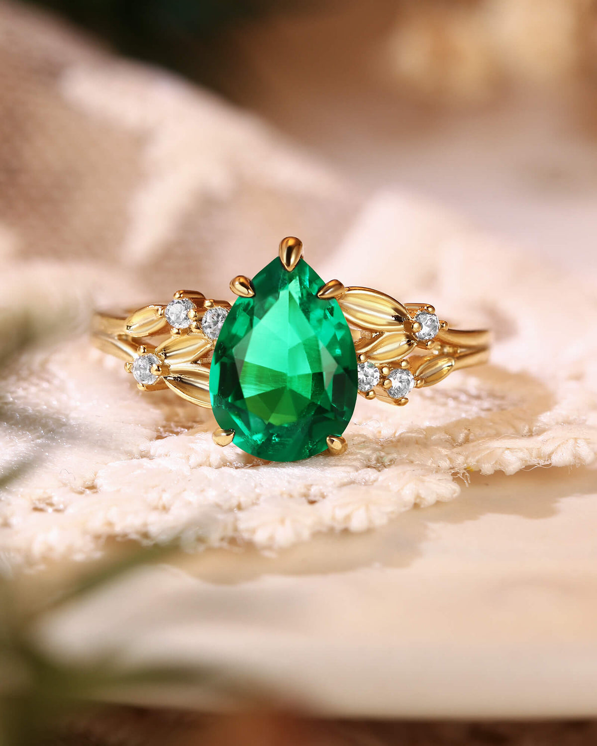 WINOLA Nature Inspired Pear Cut Emerald Leaf Engagement Ring