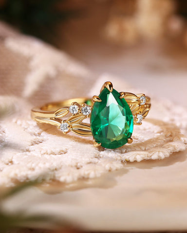 WINOLA Nature Inspired Pear Cut Emerald Leaf Engagement Ring