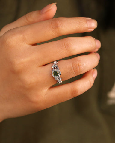 AMORA Rose Encircled Moss Agate Leafy Engagement Ring