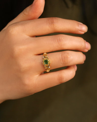 AMORA Rose Encircled Moss Agate Leafy Engagement Ring